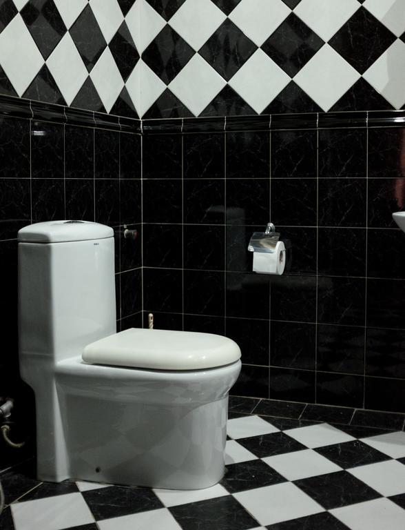 Diwan Hostel Tbilisi Exterior photo